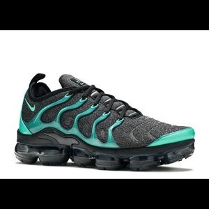 Nike Air Vapormax plus “Eagles” brand new